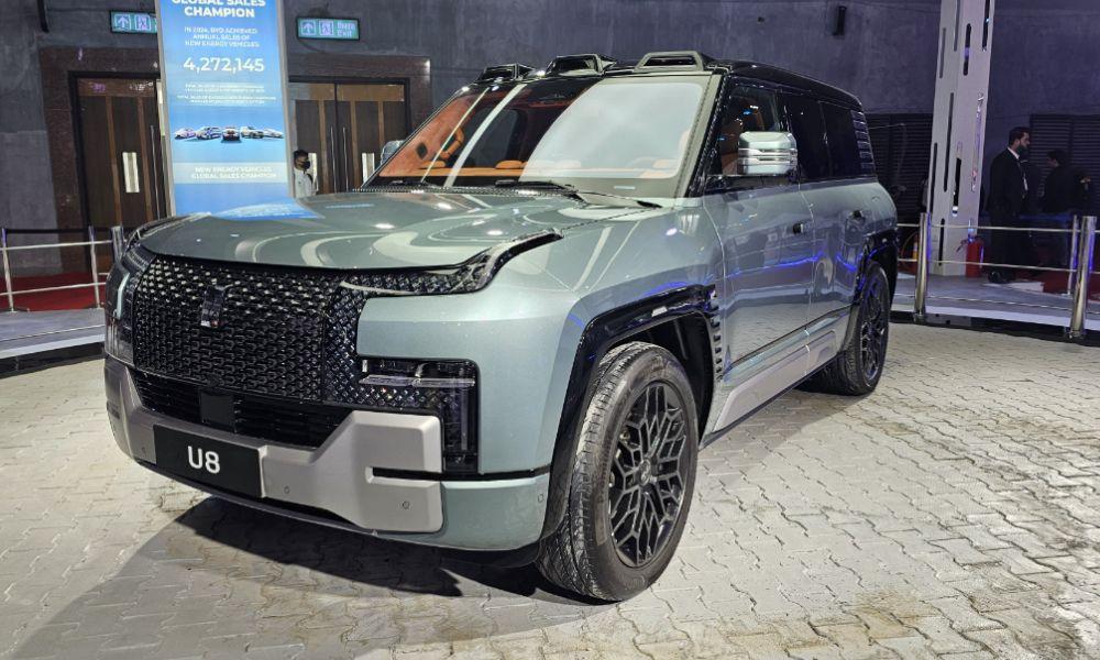 Bharat Mobility Global Expo 2025: BYD Yangwang U8 SUV Makes India Debut Bharat Mobility Global Expo 2025: BYD Yangwang U8 SUV Makes India Debut