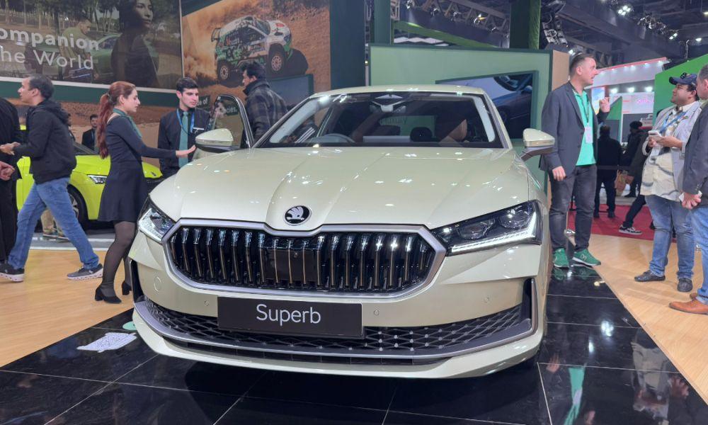 Bharat Mobility Global Expo 2025: New-Generation Skoda Superb Makes India Debut Bharat Mobility Global Expo 2025: New-Generation Skoda Superb Makes India Debut