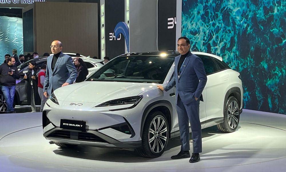 Bharat Mobility Global Expo 2025: BYD Sealion 7 Debuts In India; Launch By Q1 2025 Bharat Mobility Global Expo 2025: BYD Sealion 7 Debuts In India; Launch By Q1 2025