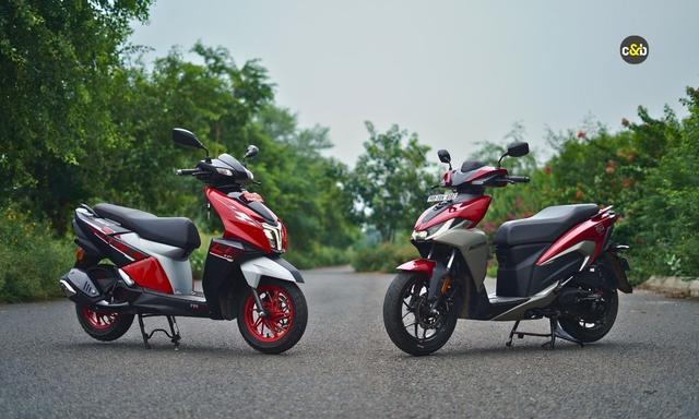 Hero Xoom 125 Vs TVS NTorq 125 Comparison Review: Which One Should You Pick? The Hero Xoom 125 takes on the proven TVS NTorq 125 Race XP in this detailed comparison as we try and find out which one is the better sporty 125 cc scooter.